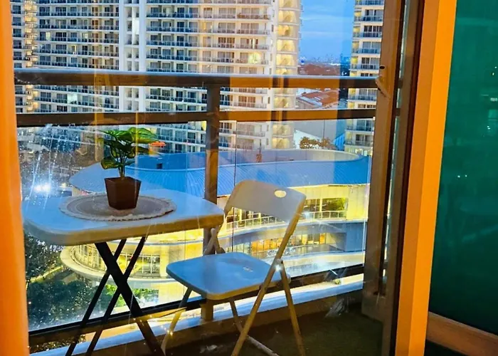 Apartment Azure Staycation By Casa Tremora *